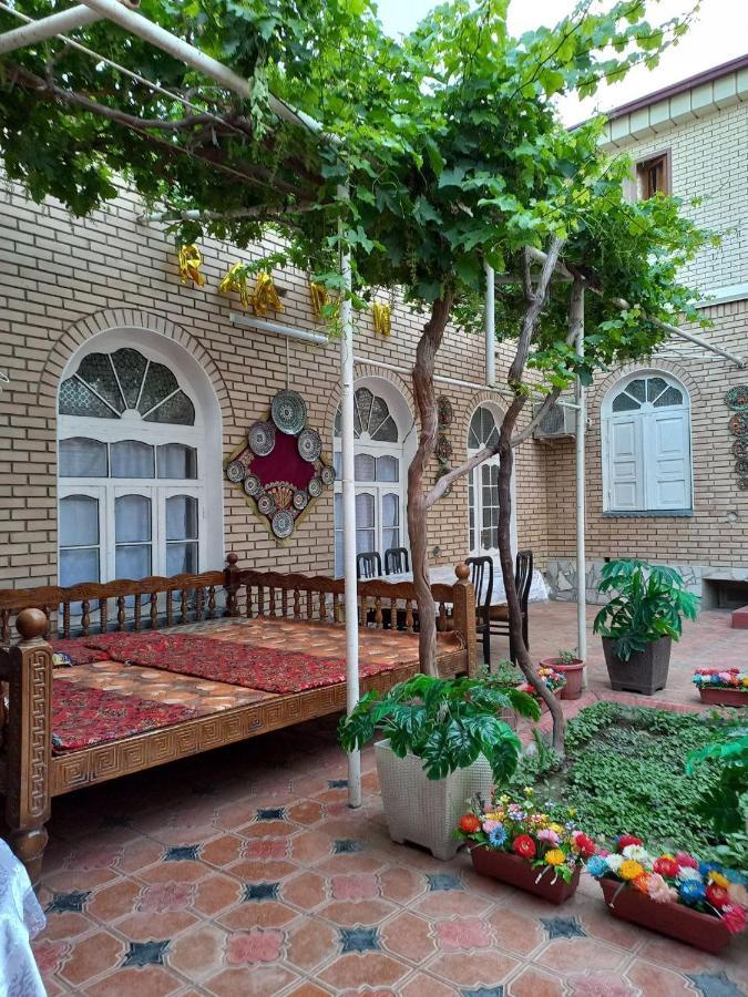Parivash Guest House Buchara Exteriör bild