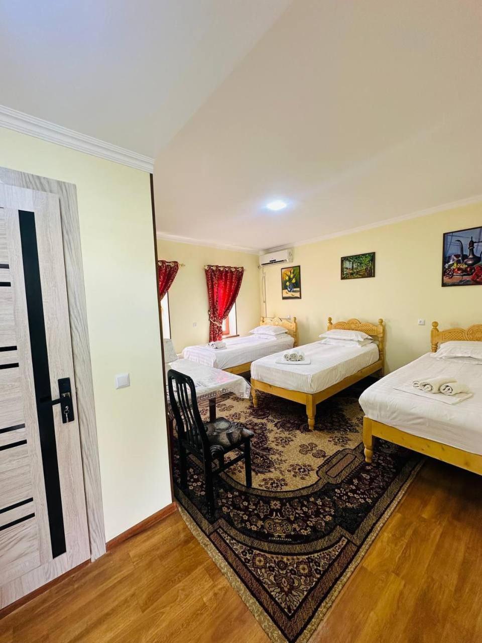 Parivash Guest House Buchara Exteriör bild